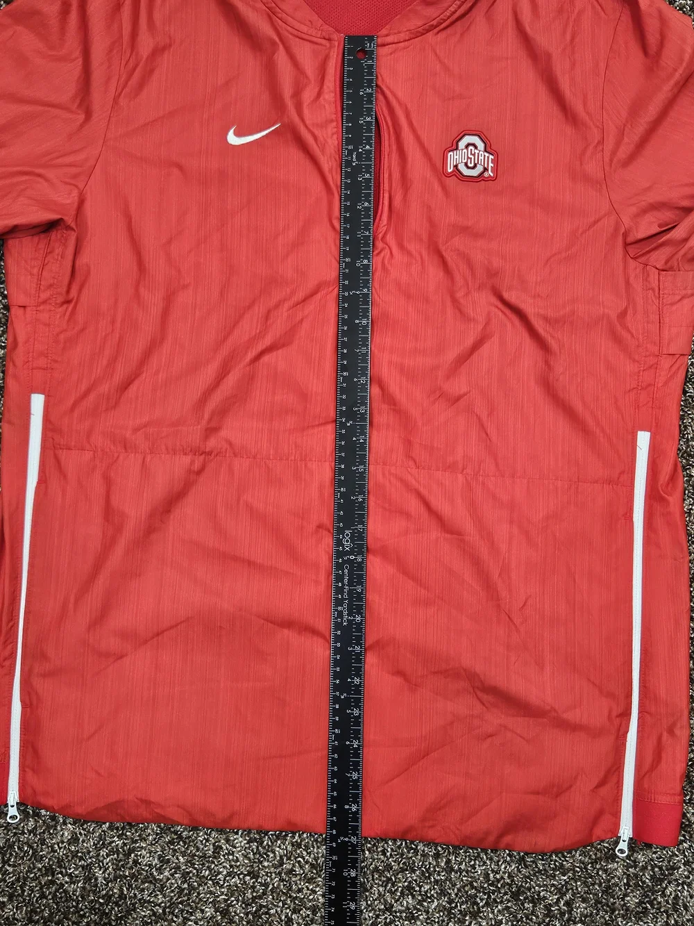 Nike lightweight red